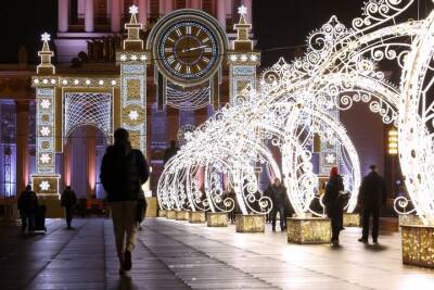Более миллиона лампочек установят для новогодней иллюминации на ВДНХ