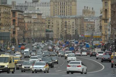 Один человек погиб в крупной аварии на Кутузовском проспекте в Москве