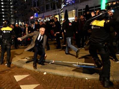 Ковидные протесты в Роттердаме: около семи человек пострадали в результате митингов - unn.com.ua - Украина - Киев - Голландия