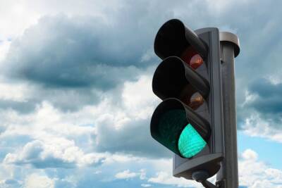 Четыре умных светофора могут появиться на улицах Великого Новгорода
