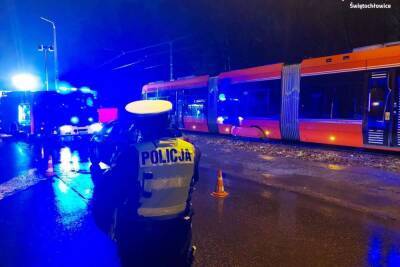 В Польше в ДТП погиб водитель из Украины: автомобиль врезался в трамвай