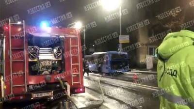 Автобус вспыхнул в центре Москвы