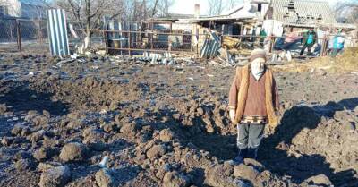 Обстрелы Невельского на Донбассе: в поселке осталось 13 человек, пожилых и больных