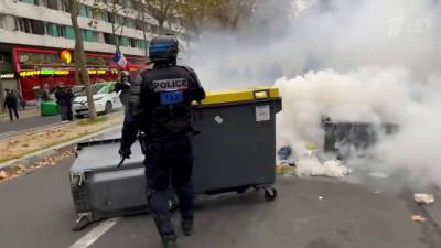 В Европе жестко подавляют протестные акции из-за мер, введенных против COVID-19