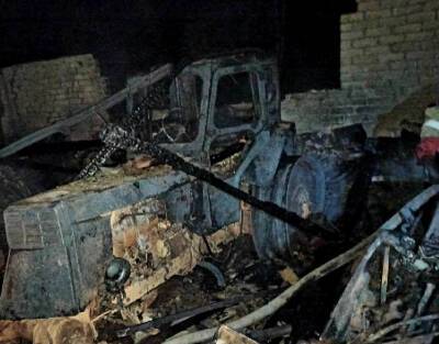 В Смоленском районе в пожаре сгорел трактор