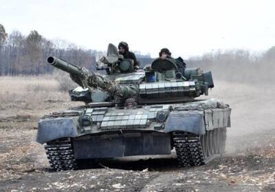 Avia.pro: армия Украины направила в сторону столицы ДНР не менее 25 танков Т-64