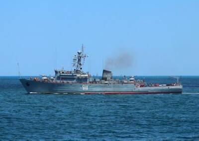 Группа российских боевых кораблей возвращается из Средиземного моря на базу ЧФ