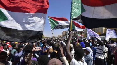 Премьер Судана вернётся в должность после попытки переворота