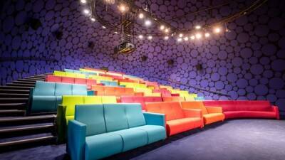 Впервые: в Холоне открылся специальный кинотеатр для детей