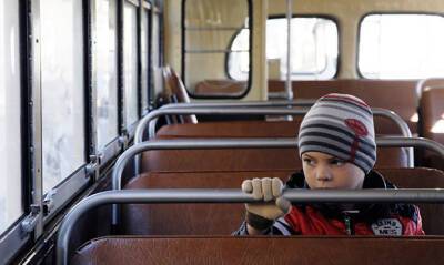 В Госдуме предложили сделать бесплатным проезд в транспорте для детей с 7 до 16 лет