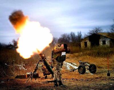 Донбасс: ВСУ наносят мощные удары из тяжёлого вооружения по Горловке