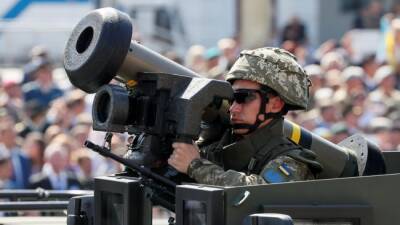 ВС Украины впервые применили противотанковый комплекс Javelin на Донбассе