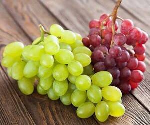 Медики назвали неожиданное полезное свойство винограда