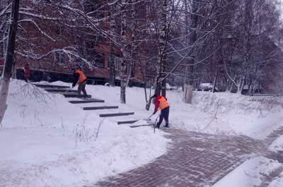 Нижний Новгород продолжает бороться с последствиями снегопада
