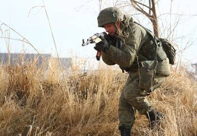 В Сирии российские солдаты приступили к патрулированию рубежи зоны контроля США