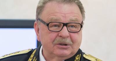 Экс-командир Северного флота России заявил, что "Курск" погиб от столкновения с подлодкой НАТО