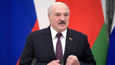 Лукашенко пожаловался на нежелание ЕС идти на контакт по беженцам