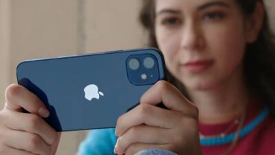 Apple отзывает iPhone 12 после жалоб на неполадки со звуком