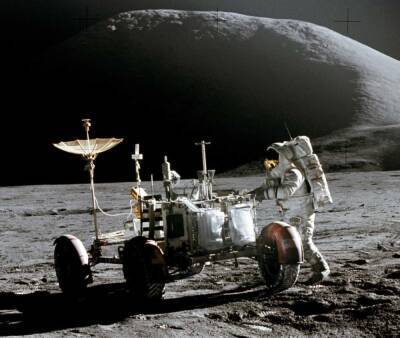США планируют разместить АЭС на Луне и мира