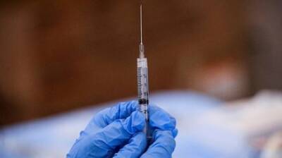 Россия завершила вторую фазу исследований вакцины от COVID-19 для детей