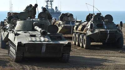 Песков заявил об отсутствии угрозы для кого-либо из-за перемещений российских войск