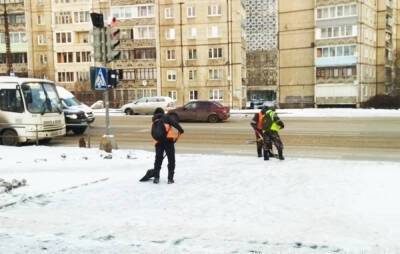 «Здесь нужно потерпеть». Чиновники рассказали, что мешает подрядчику справиться с гололедом на улицах Петрозаводска