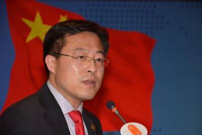 Китай призвал разморозить зарубежные активы Афганистана и снять односторонние санкции