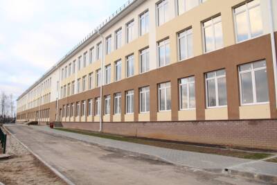 Строительство средней школы на 600 мест в поселке Ветлужский завершится в 2022 году