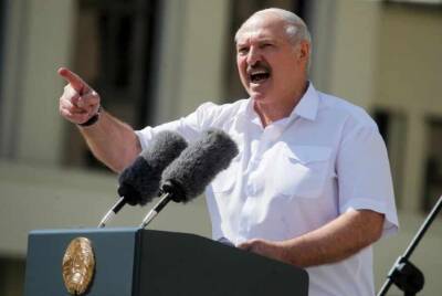«Им стоит обдумать последствия этого решения» – Лукашенко о закрытии Польшей границ