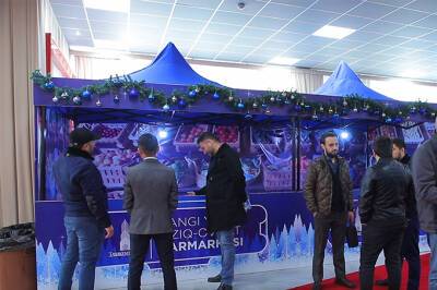 Алишер Навои - Мест для участников на новогодней продуктовой ярмарке становится все меньше - gazeta.uz - Узбекистан - Ташкент