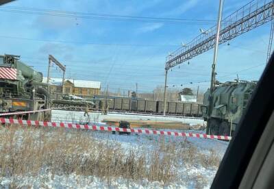Жителя Екатеринбурга напугали эшелоны с танками и солдатами в районе Кольцово