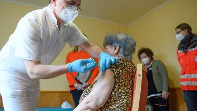 В Германии непривитым от коронавируса запретят делать эвтаназию