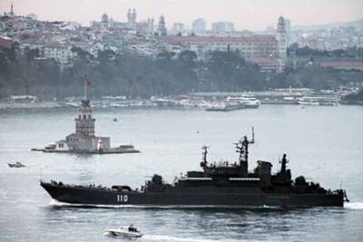 США давят на Анкару, требуя закрыть Босфор для российских кораблей