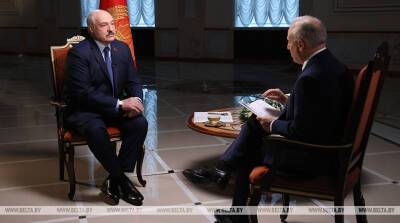 "Вы немножко с арифметикой разберитесь". Лукашенко ответил журналисту Би-би-си на вопрос о выборах и протестах