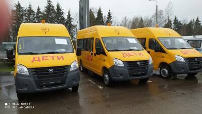 В Смоленскую область поступило еще 16 новых школьных автобусов