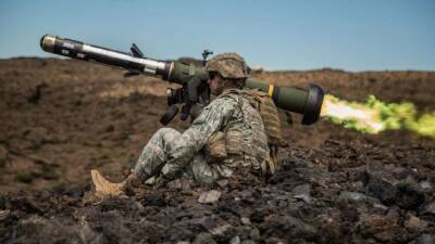 «Агрессивная военщина» — Лавров об использовании ПТРК Javelin на Донбассе
