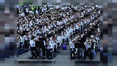 Самый большой оркестр в мире - ru.euronews.com - Россия - Белоруссия - Венесуэла