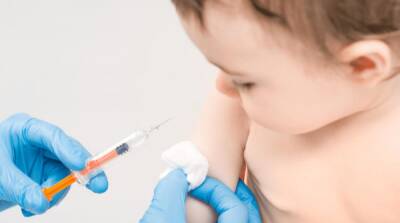 В Израиле стартовала вакцинация детей старше пяти лет