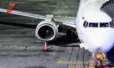 Самолет Як-40 совершил аварийную посадку на Камчатке после отказа двигателя