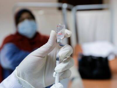 В Турции продолжаются испытания вакцины от коронавируса Turkovac
