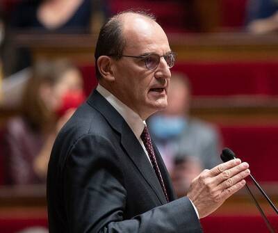 Вакцинация не спасла премьер-министра Франции от COVID-19 и мира
