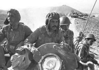 «Фронтовые 100 грамм» в Афганистане: что пили советские бойцы - Русская семерка