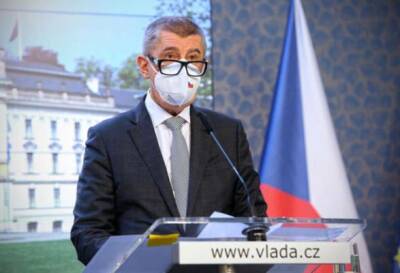 В Чехии не решились вводить чрезвычайное положение из-за коронавируса
