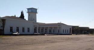 Российские саперы приступили к разминированию аэропорта в Сухуме