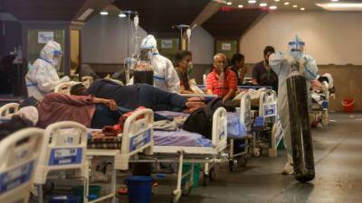Обзор зарубежных СМИ: смертельное ДТП в Болгарии и спад коронавируса в Индии