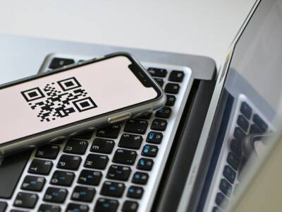 Госдума приступит к обсуждению законопроектов о QR-кодах