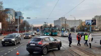 В Минске автомобиль столкнулся с трамваем