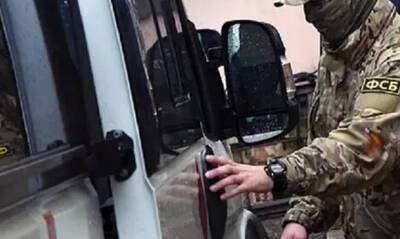 Сотрудники ФСБ задержали в Казани подростка, готовившего атаку на школу
