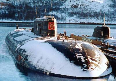 Адмирал Попов рассказал о гибели подлодки «Курск» в результате столкновения с натовской субмариной, официальная версия гибели АПЛ