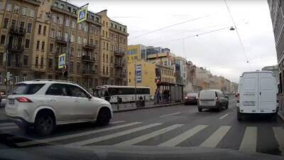 Актер Игорь Скляр попал в аварию в Санкт-Петербурге